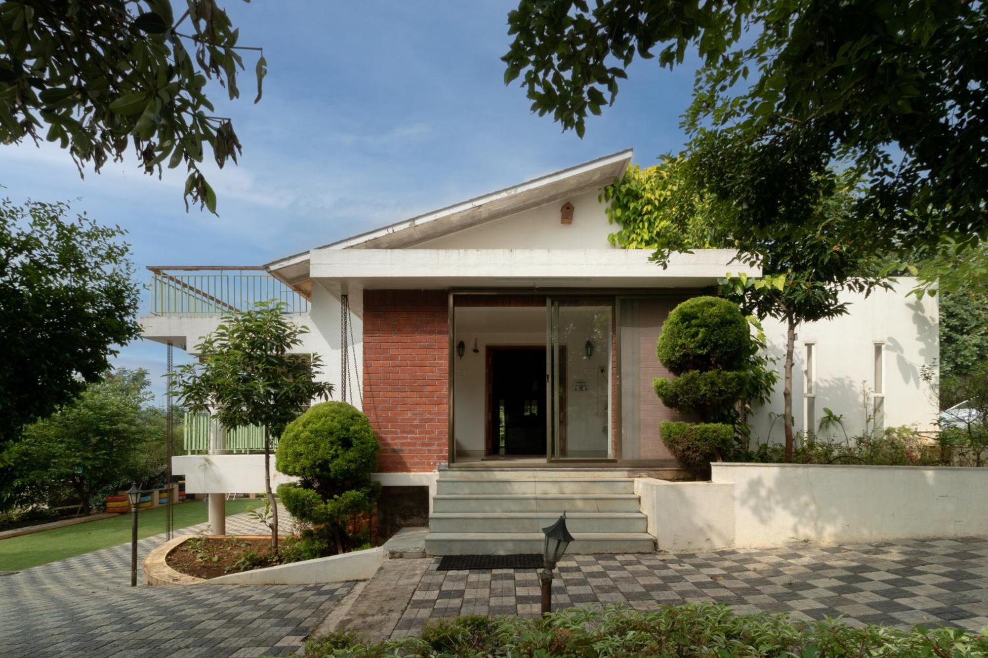 Grape County Eco & Spa, सहारा 5*